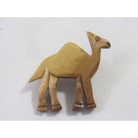 Hand Made Wood Camel Brooch Pin Cottagecore Natural Minimalist Neutral Animal - Picture 1 of 7